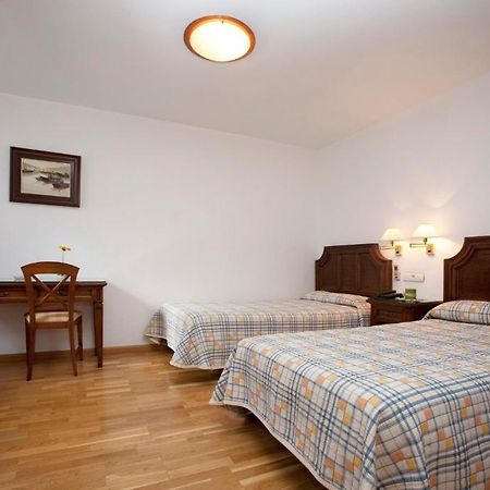 Hotel Avenida Yecla Εξωτερικό φωτογραφία