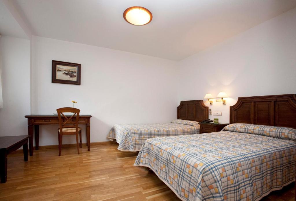 Hotel Avenida Yecla Εξωτερικό φωτογραφία